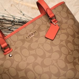 Coach tote bag